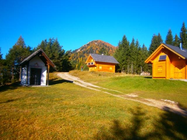 Almhütten auf der Köstendorfer Alm